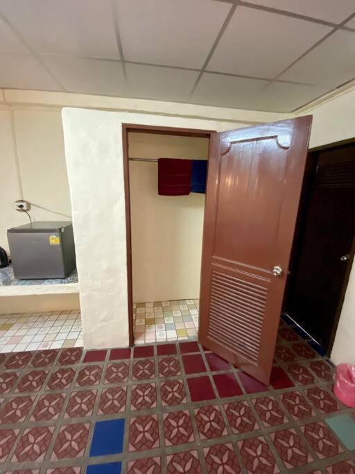 Apartment Ratanawong Place 407 *